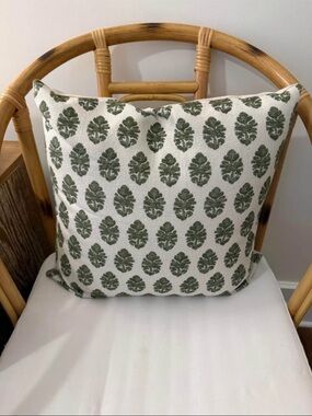 18x18 Jasper Green Pillow